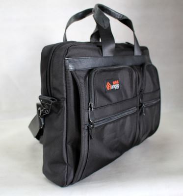 佰洋手袋箱包 专业生产各类电脑包、公文包及商务袋